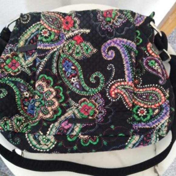 Vera Bradley Handbags - Vera Bradley Medium Sized Colorful Bag